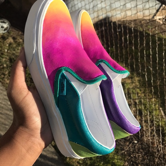 Vans - Picture 3 of 3